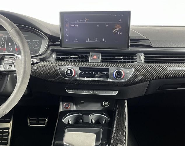 Audi RS 5  