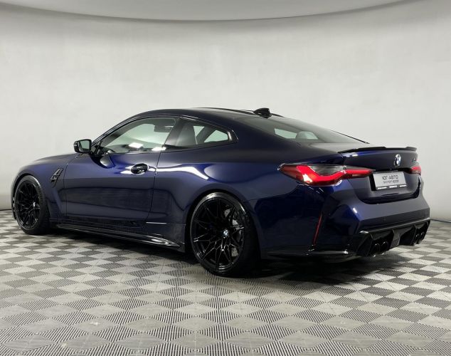 BMW M4  
