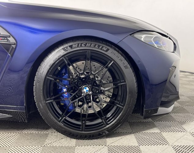 BMW M4  