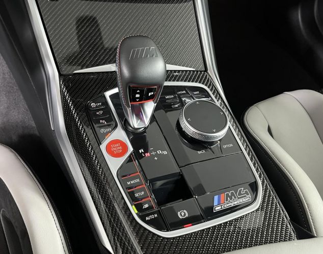 BMW M4  