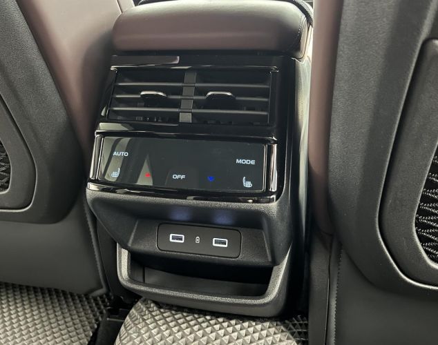 Geely Monjaro  