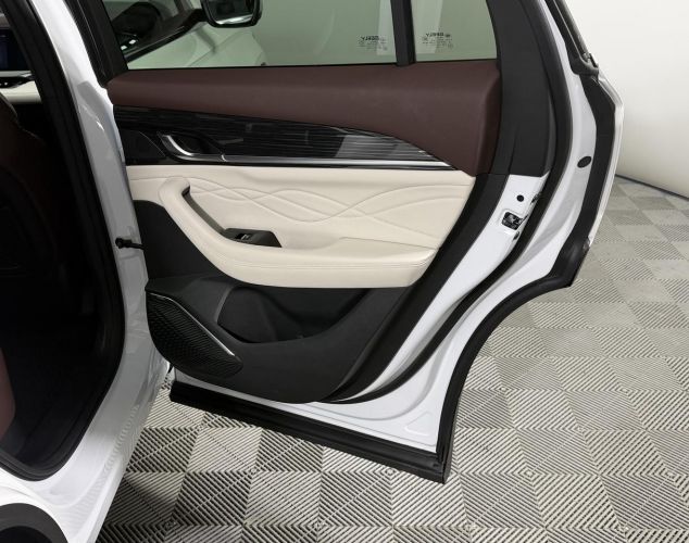 Geely Monjaro  