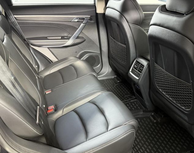 Geely Atlas Pro  
