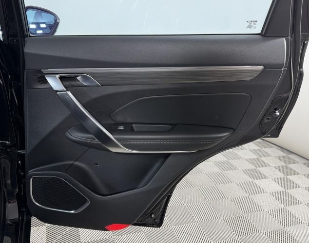 Geely Atlas Pro  