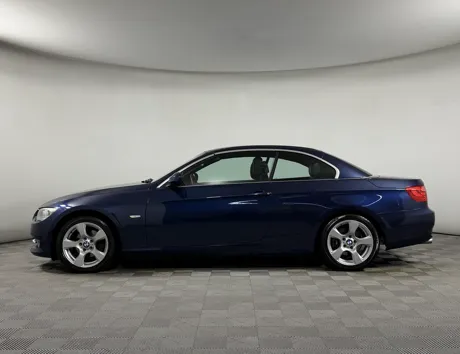 749 автомобилей с пробегом - ракурс 3