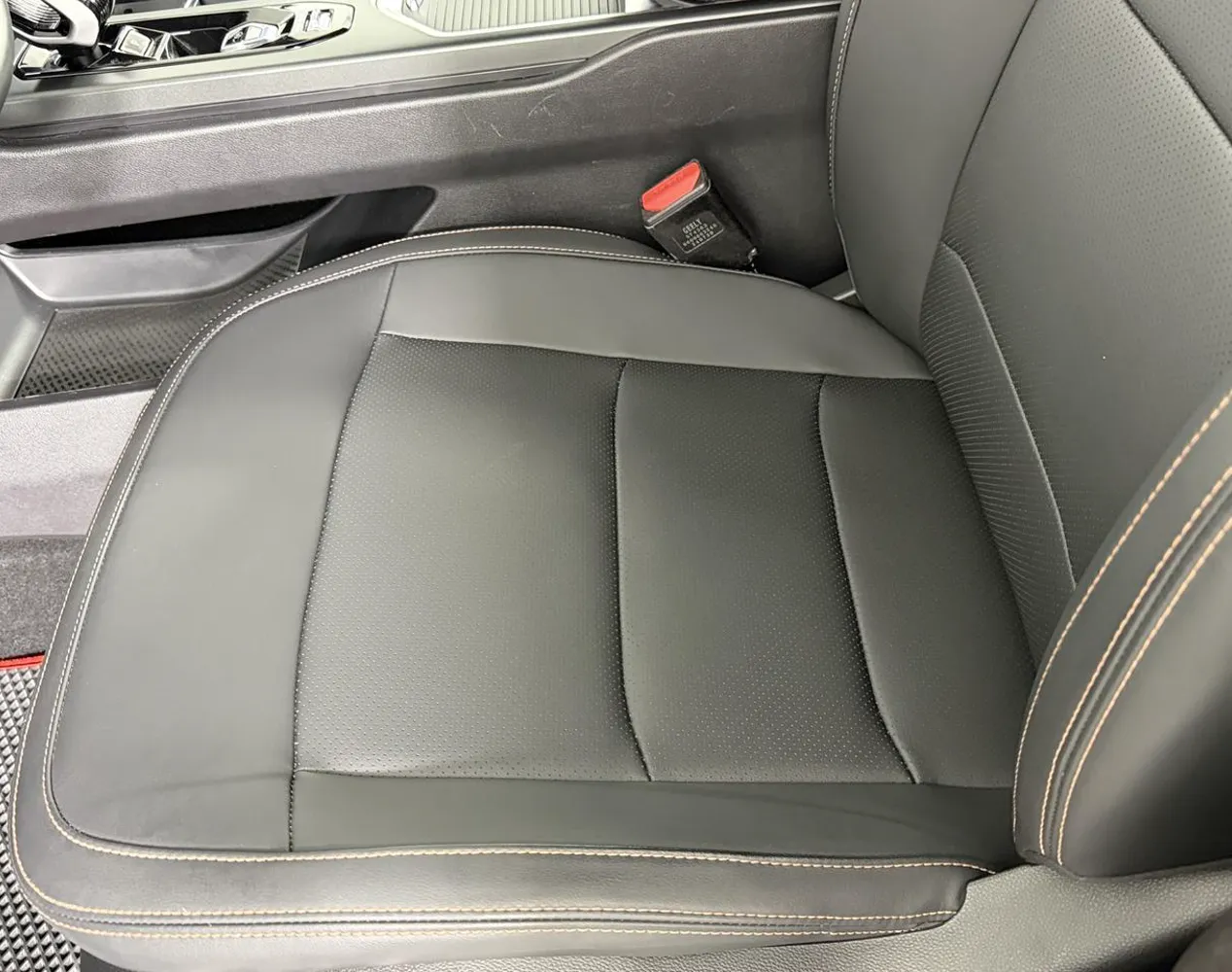 Geely Okavango 2024 - фото 11