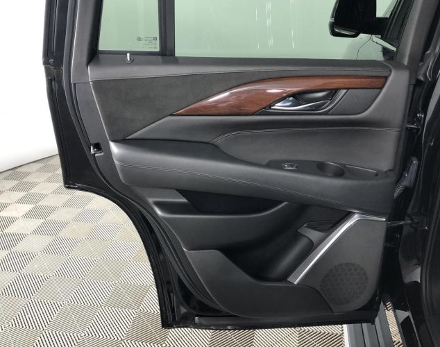 Cadillac Escalade  Luxury