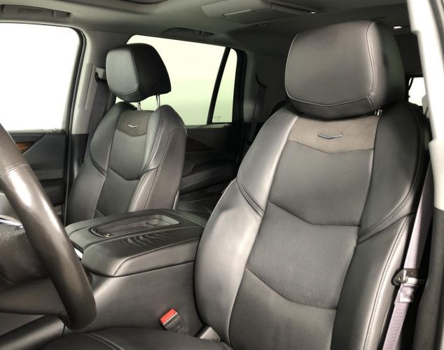 Cadillac Escalade  Luxury