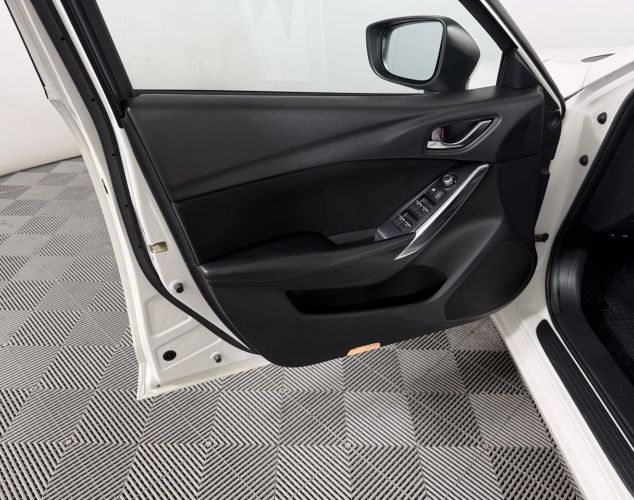 Mazda 6  Active