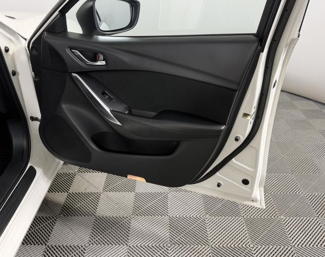 Mazda 6  Active