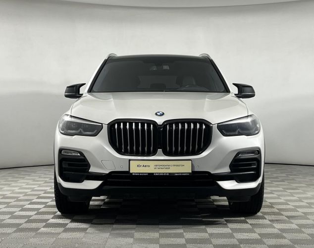 BMW X5  M50i